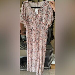 Forever21 dress long maxi size large ivory/pink